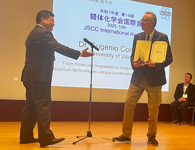 Eugenio Coronado Receives the JSCC International Award from the Japan Society of...